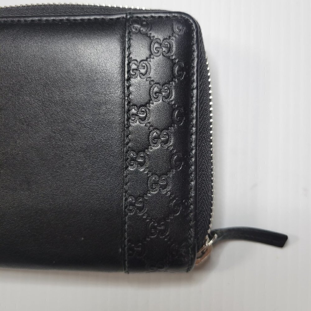 GUCCI  embossed leather logo zip around long wallet black - Picture 4 of 15
